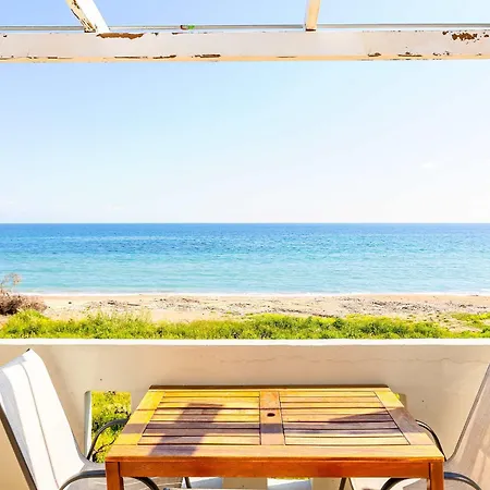 Beachfront Nest Memi Koroni-seaheaven House B1 * Koróni