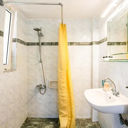 Beachfront Nest Memi Koroni-seaheaven House B1 公寓 Koróni